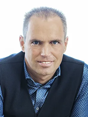 Portaits_GrussworteDennisHansen