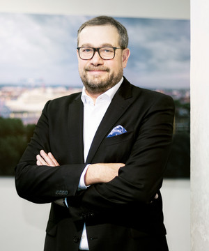Helmut Bauer